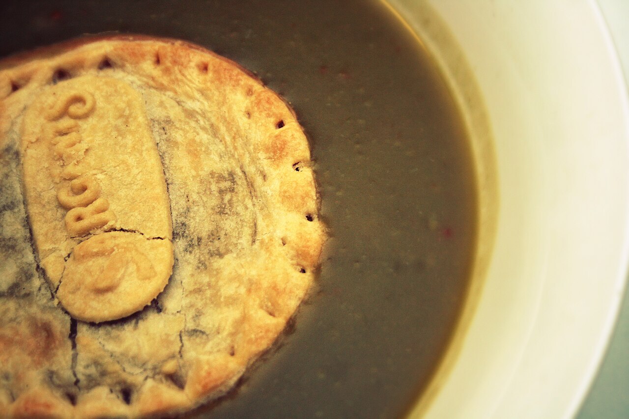 Commons: pie floater