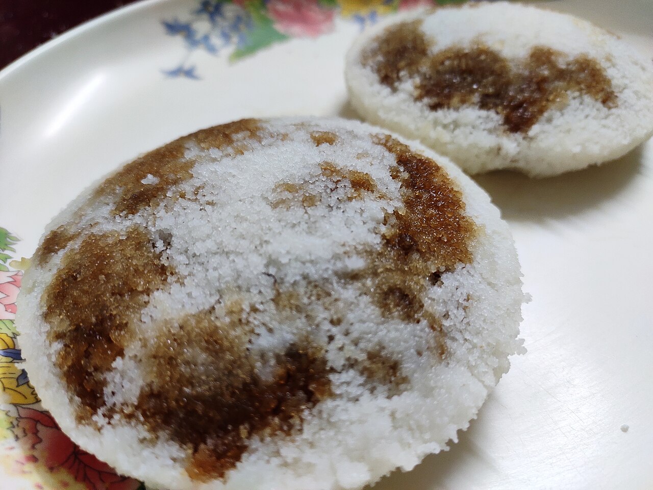 Bhapa pitha