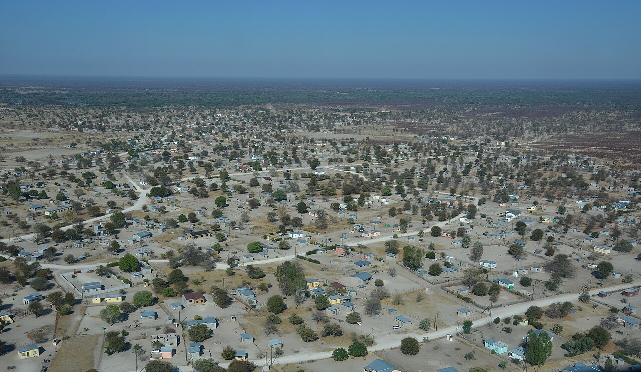 Commons: Maun city