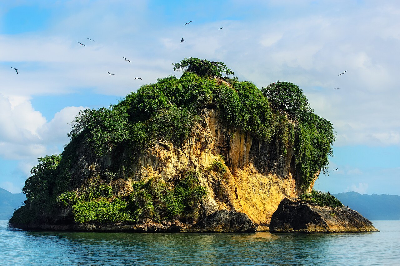 Commons: Los Haitises