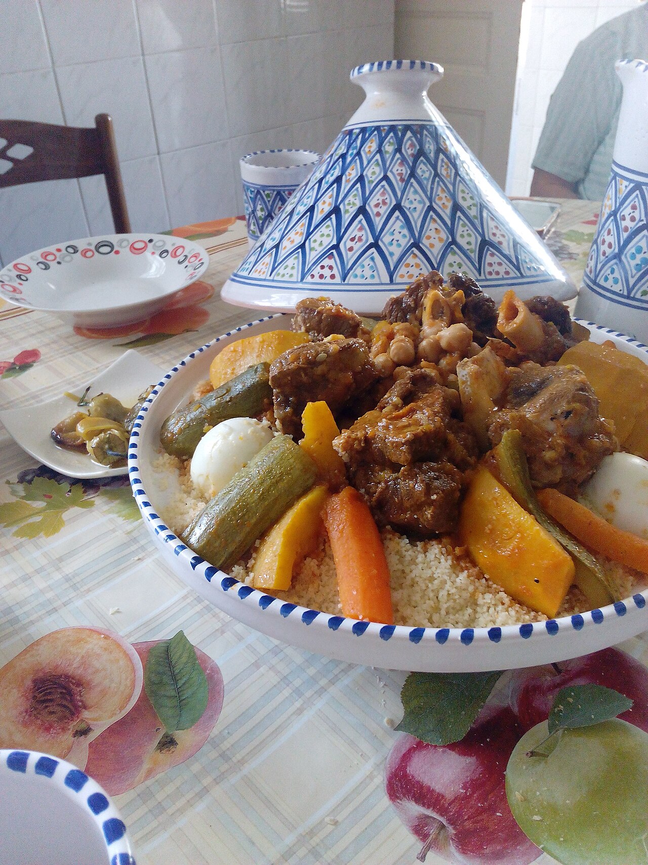Commons: Algerian couscous