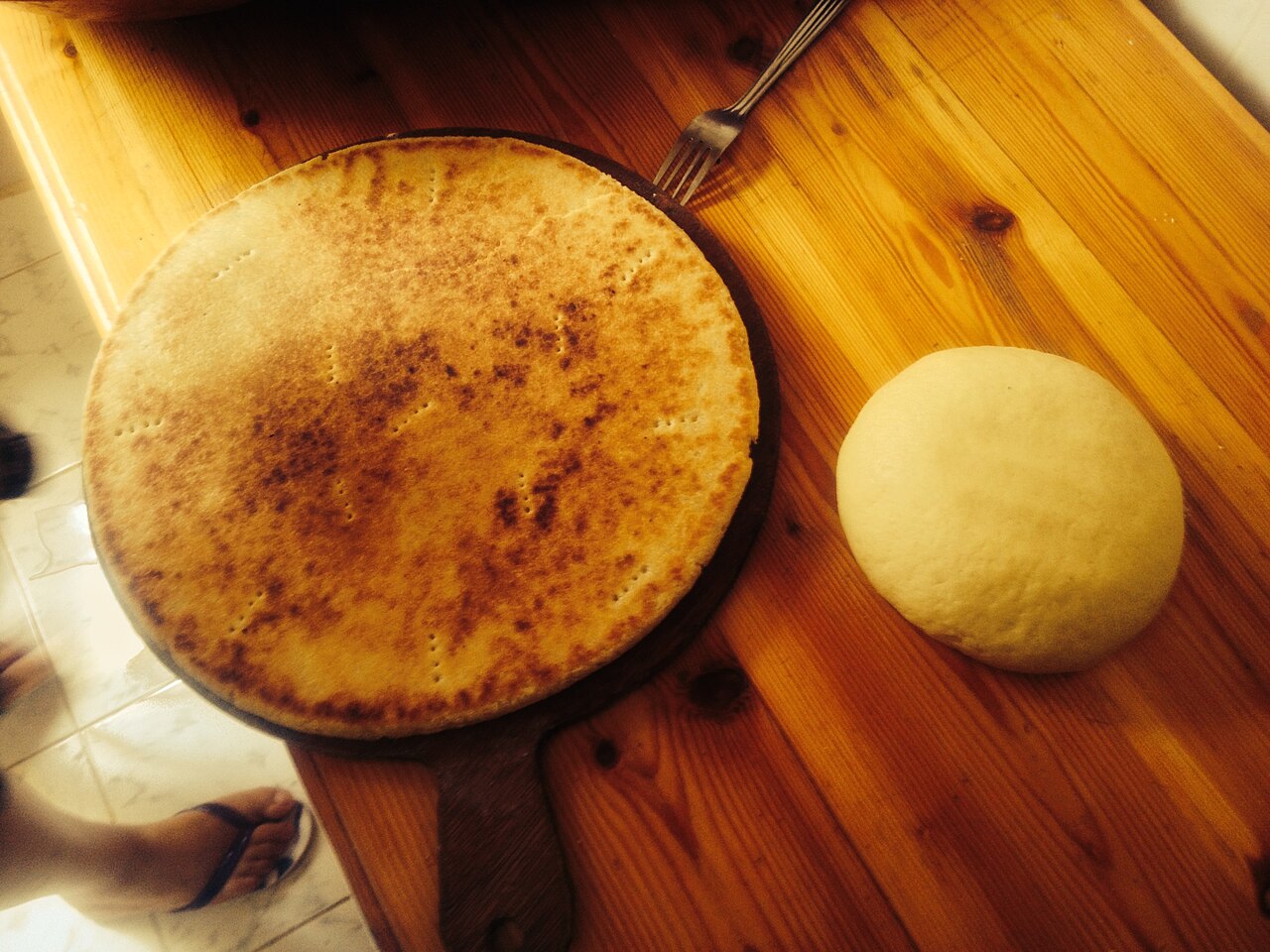 Commons: kesra bread