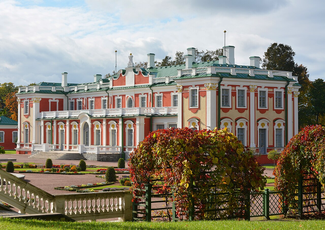 Commons: Kadriorg Palace