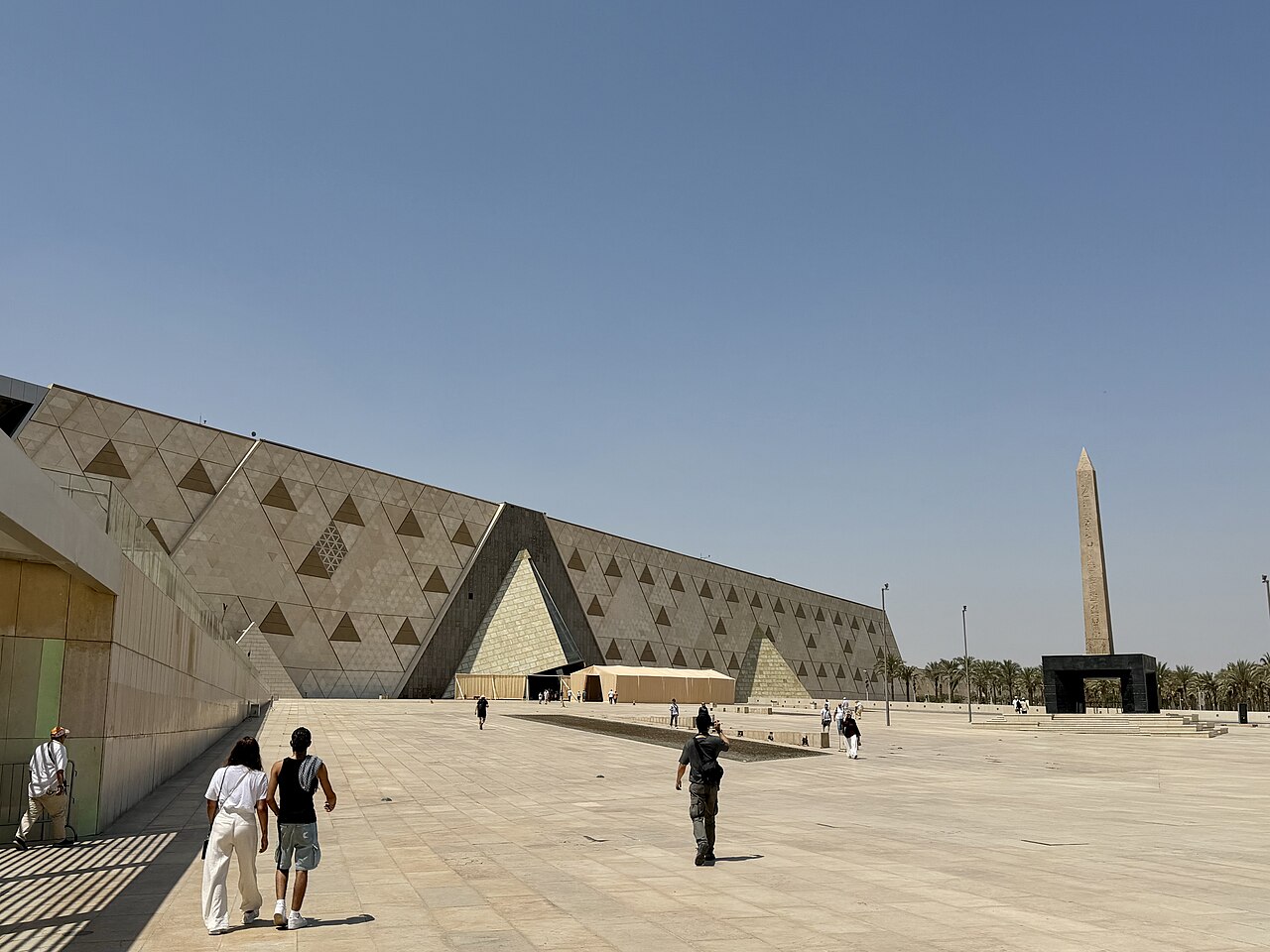 Commons: Grand Egyptian Museum facade
