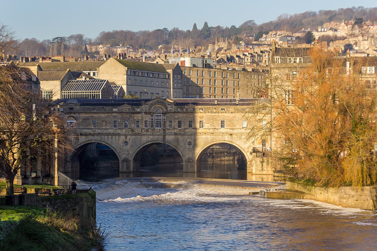 Commons: Bath Pulteney Bridge