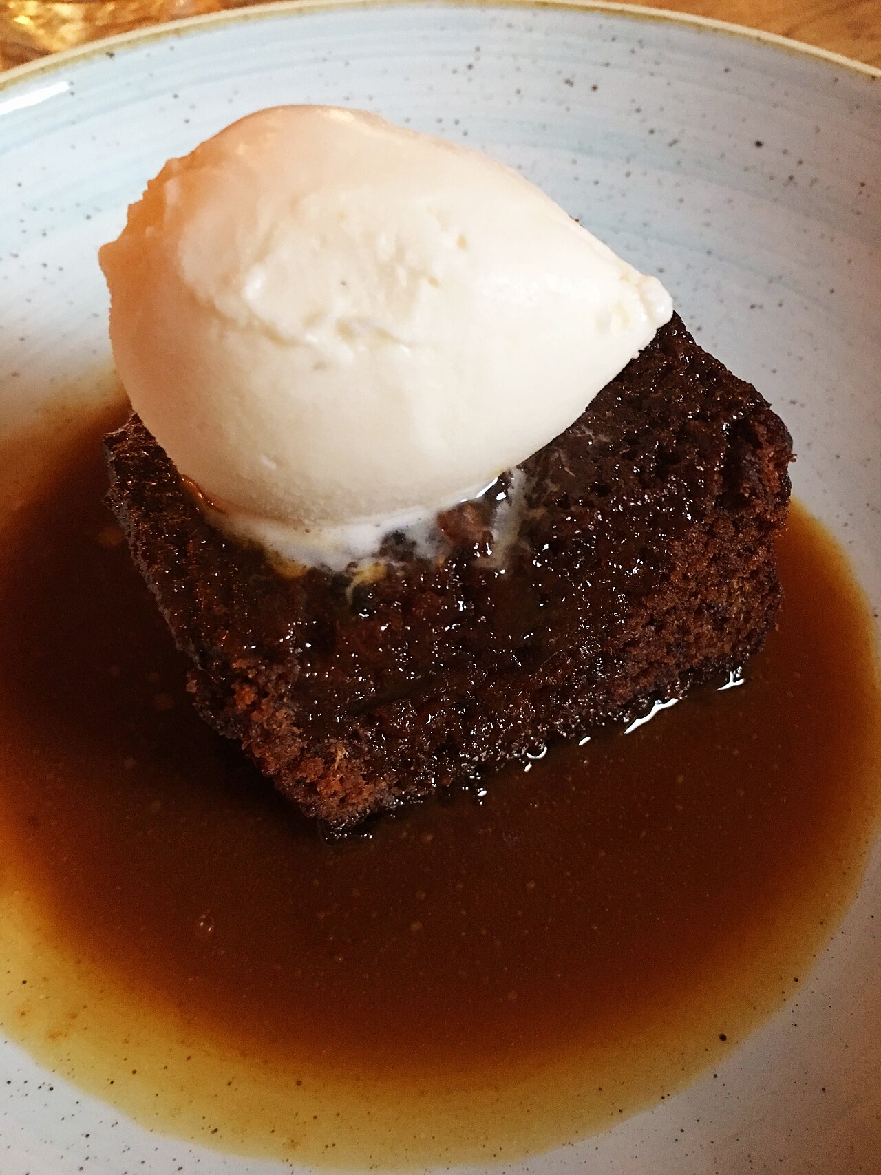 Sticky toffee pudding