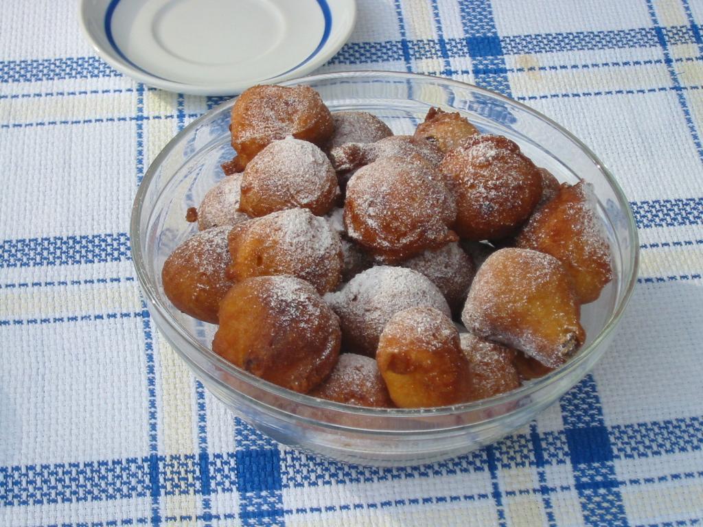 Commons: fritule