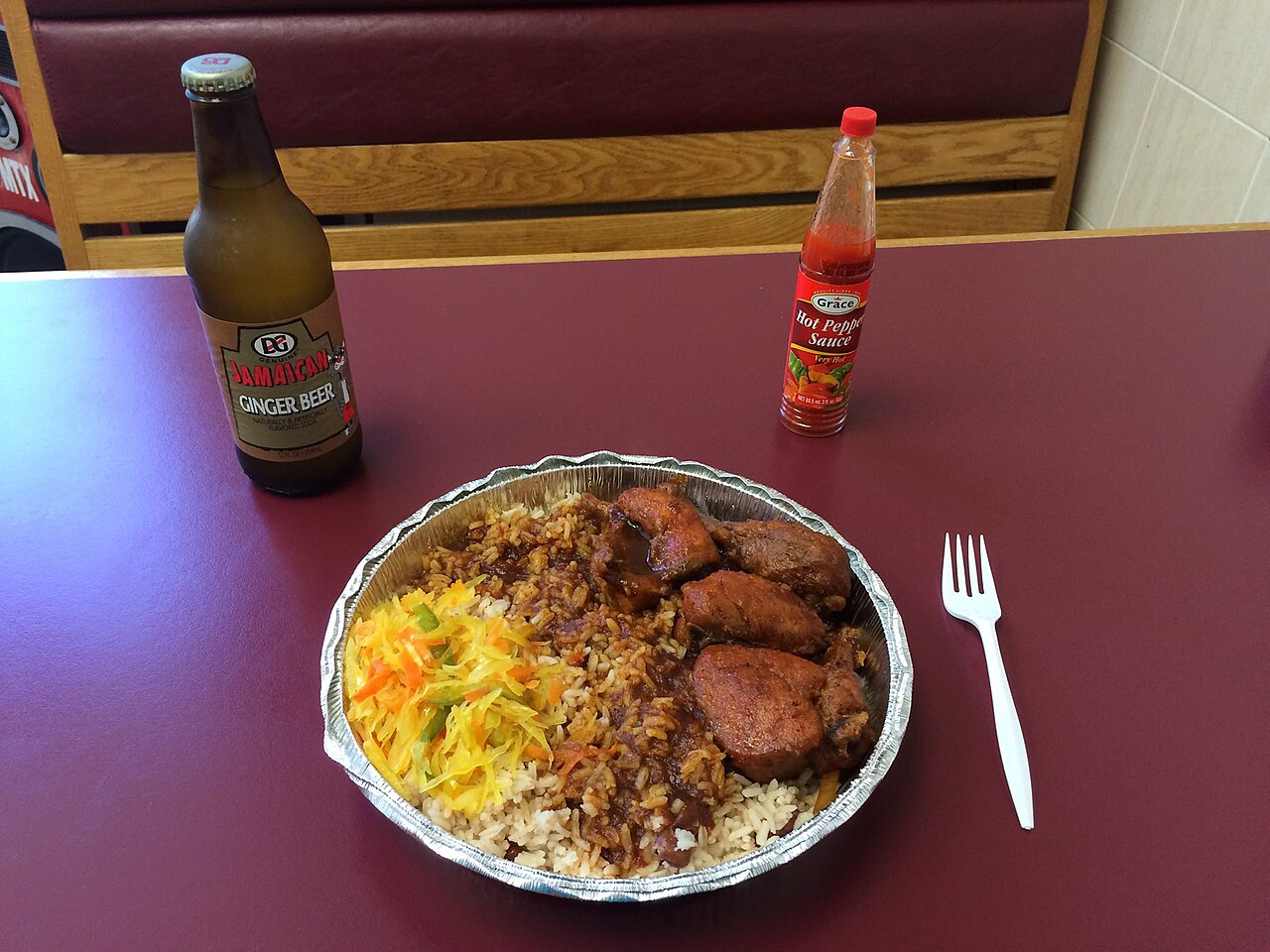 Commons: brown stew chicken
