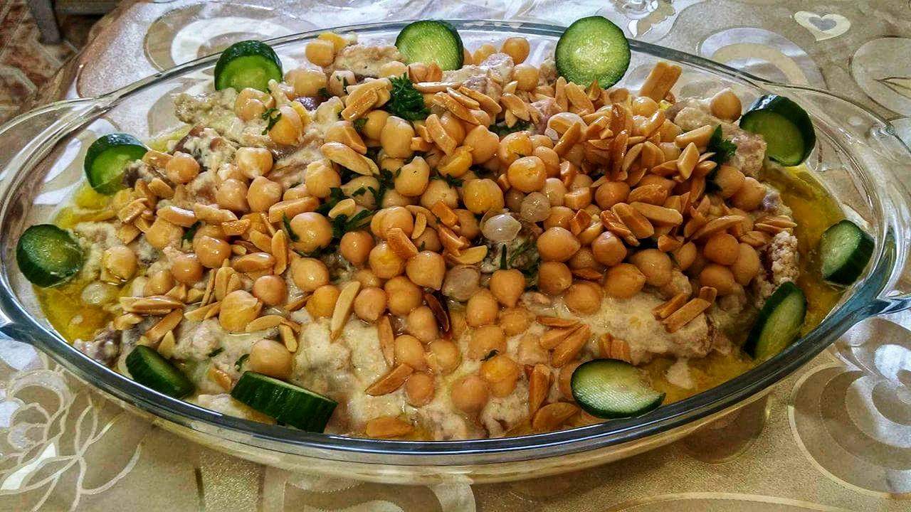Commons: Fattet hummus