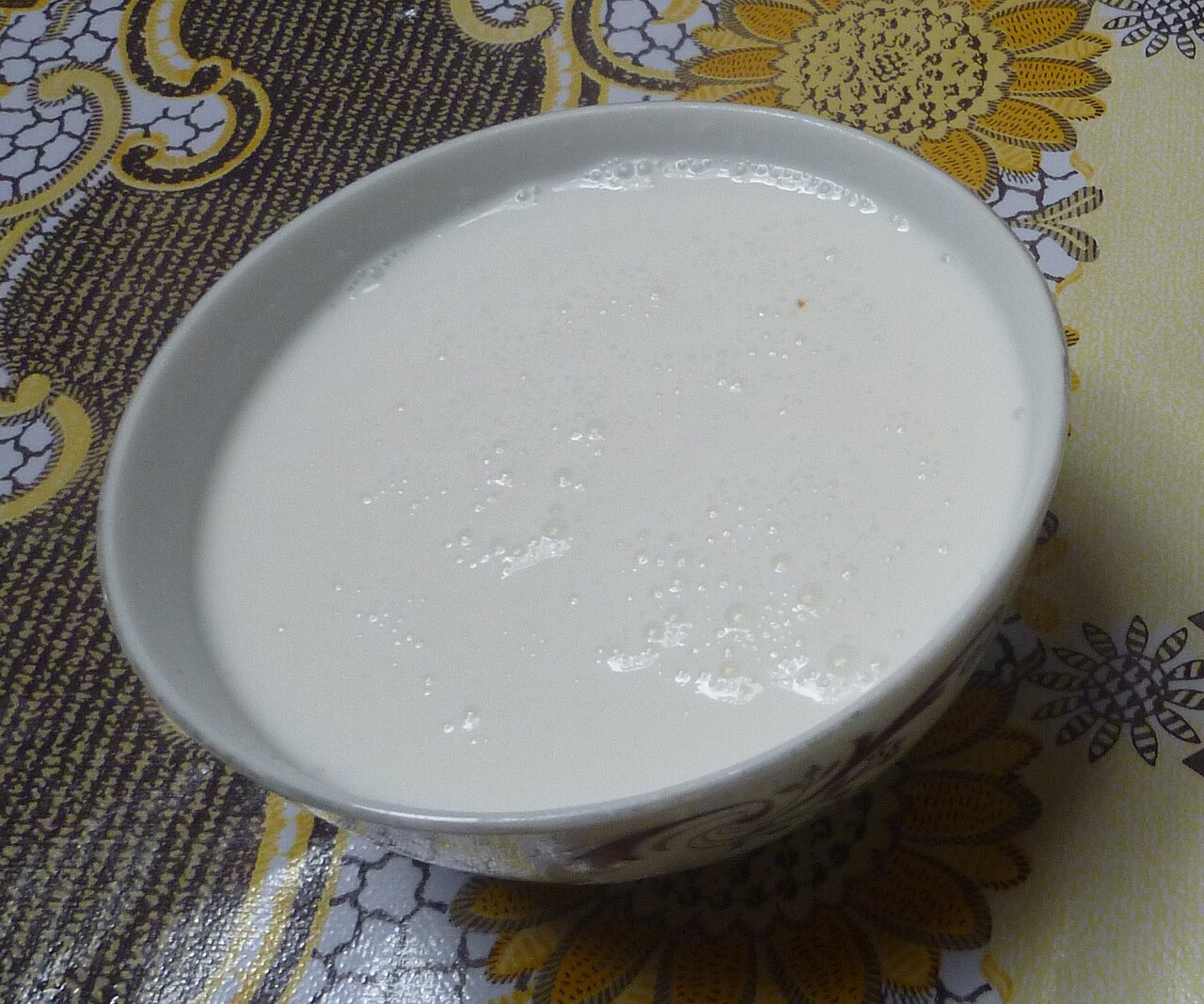 Commons: shubat camel milk