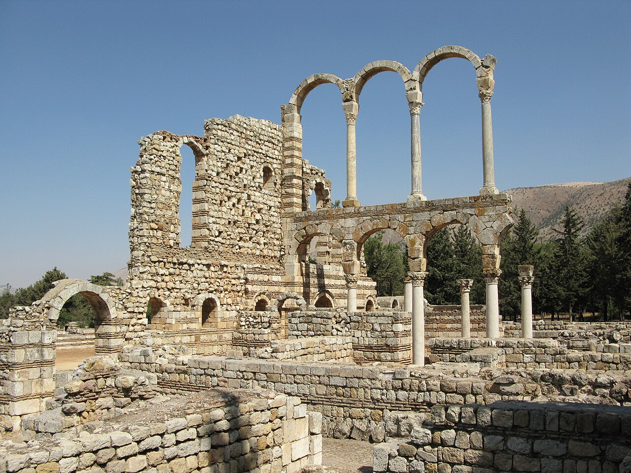 Commons: The Umayyad city of Anjar Lebanon
