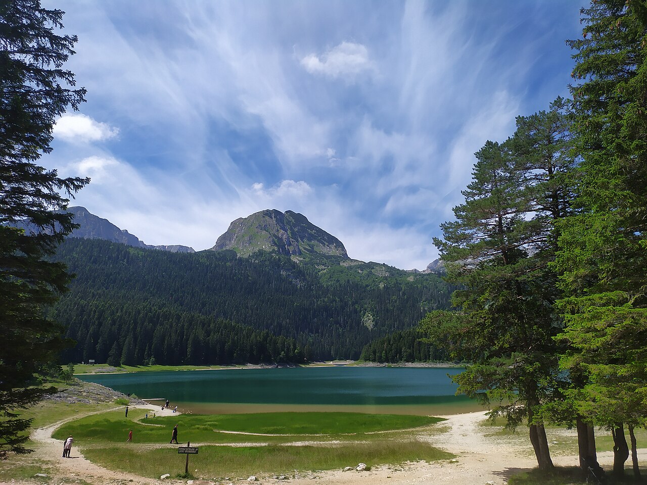 Commons: Durmitor Crno jezero