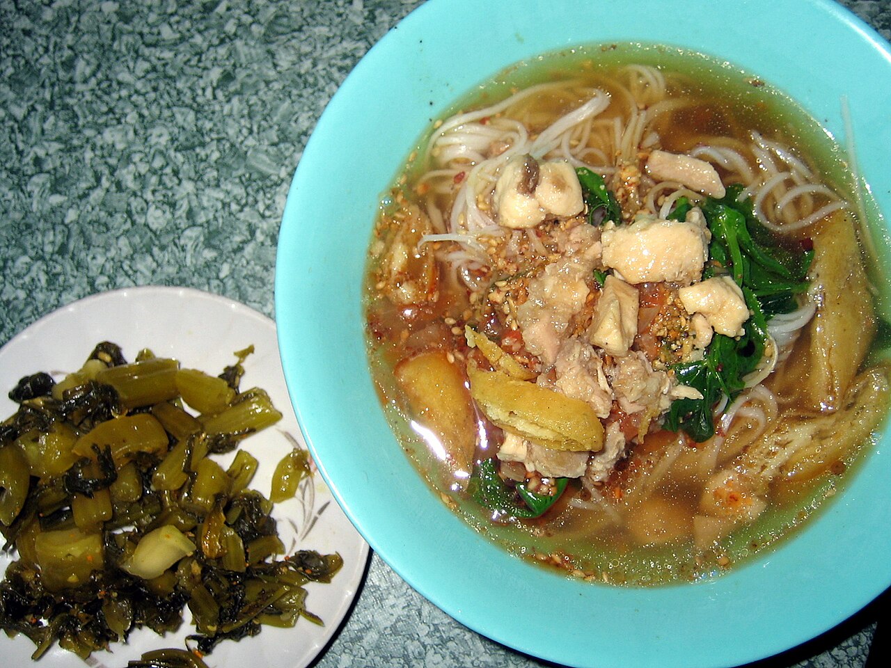 Commons: Shan noodles