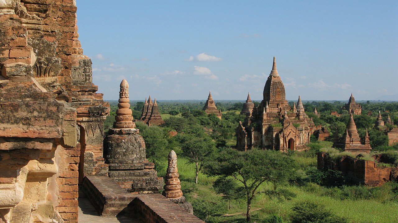 Commons: The temples of Bagan