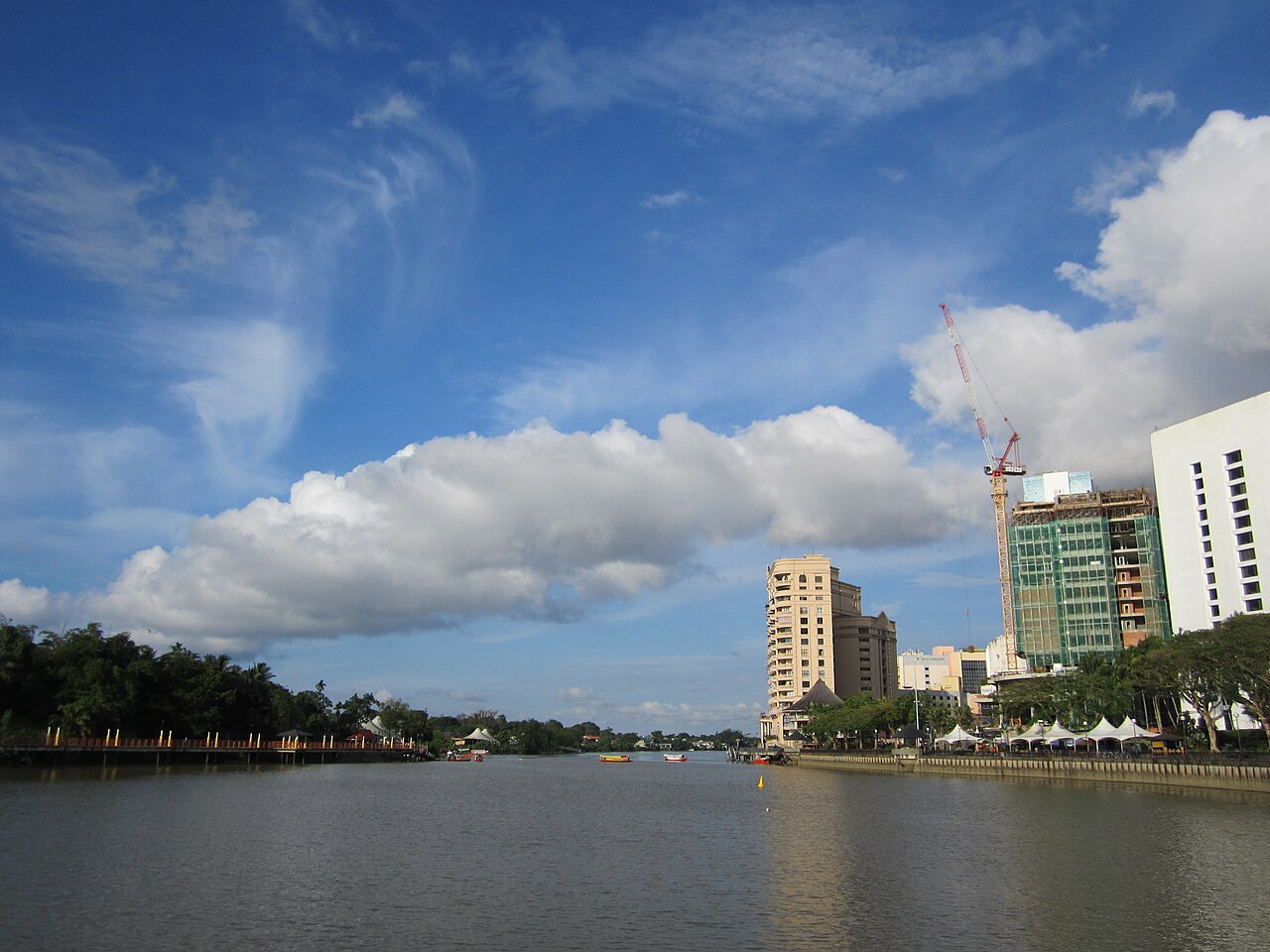 Commons: Kuching waterfront
