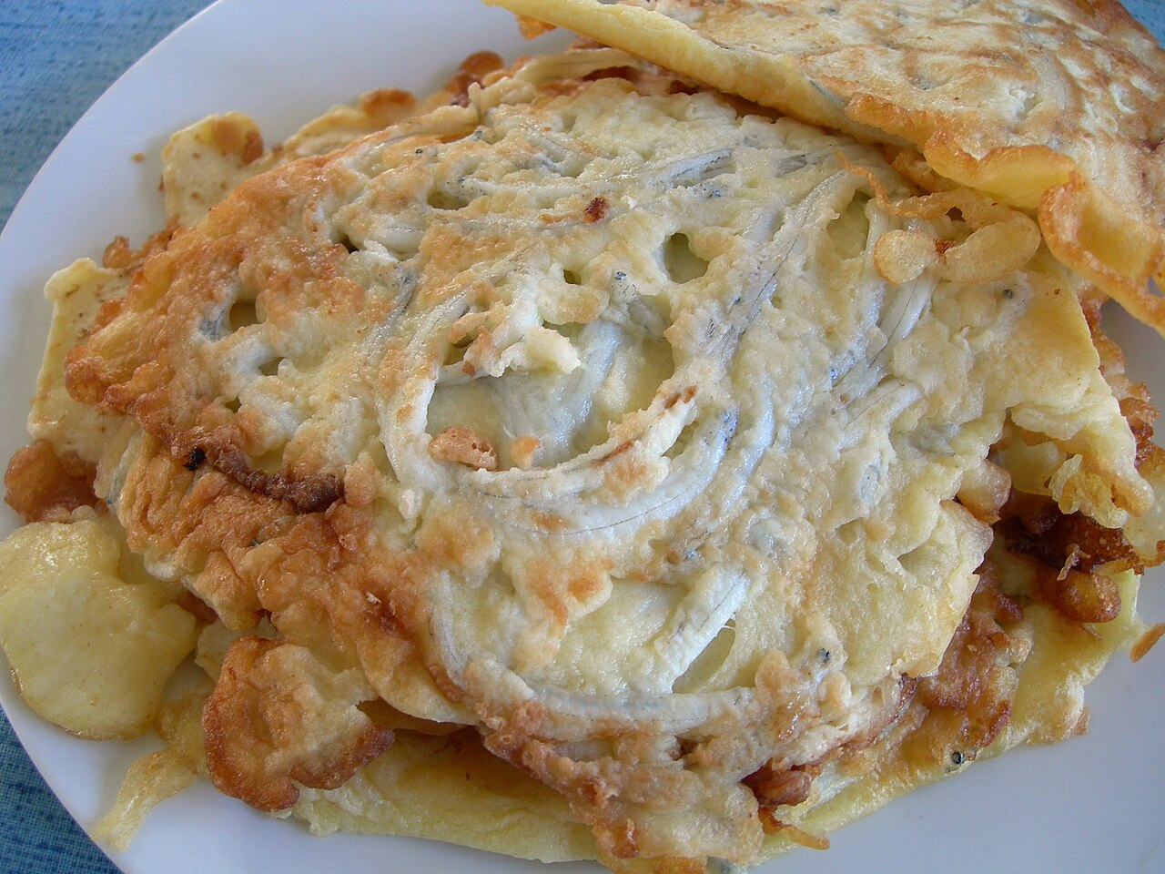 Commons: whitebait fritter
