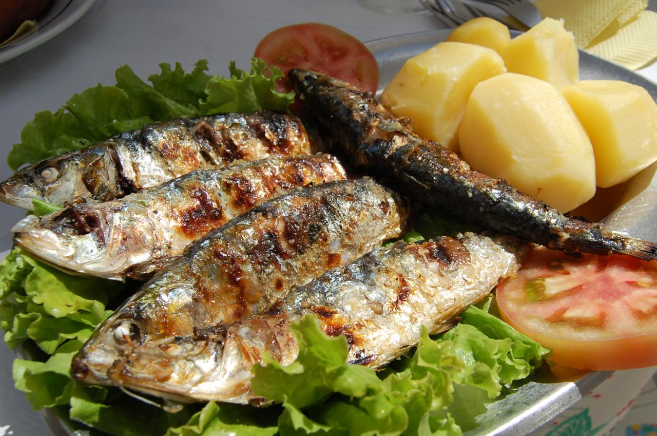 Commons: Grilled sardines