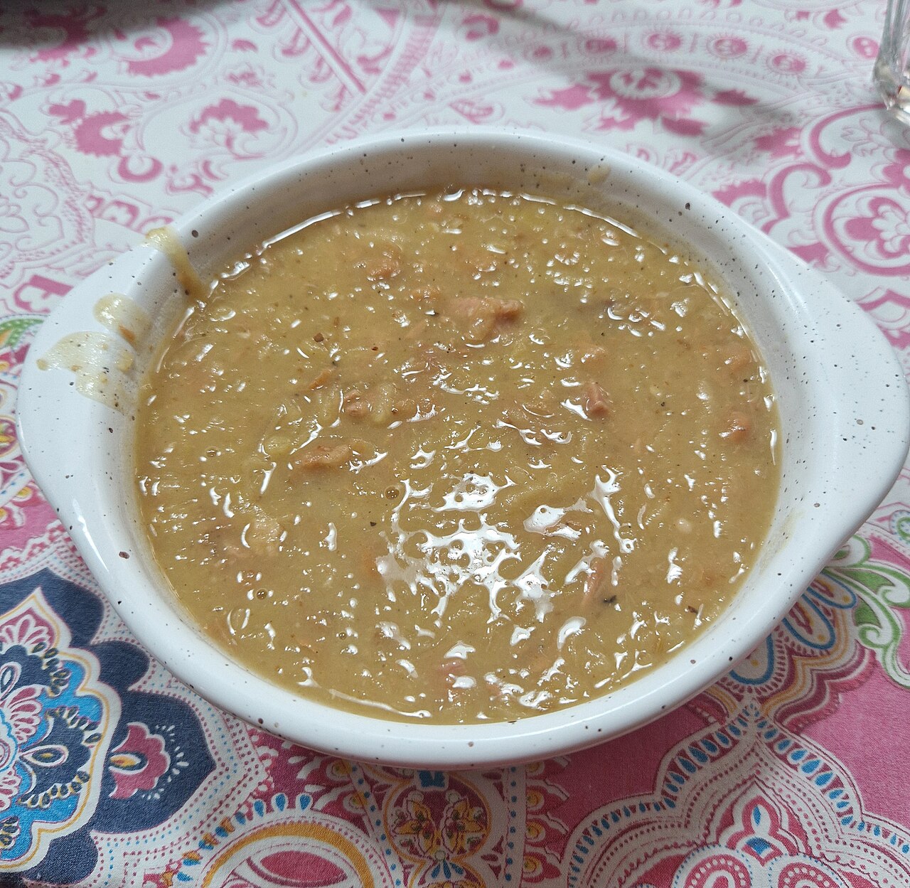Commons: Category:Istrian stew (Jota)