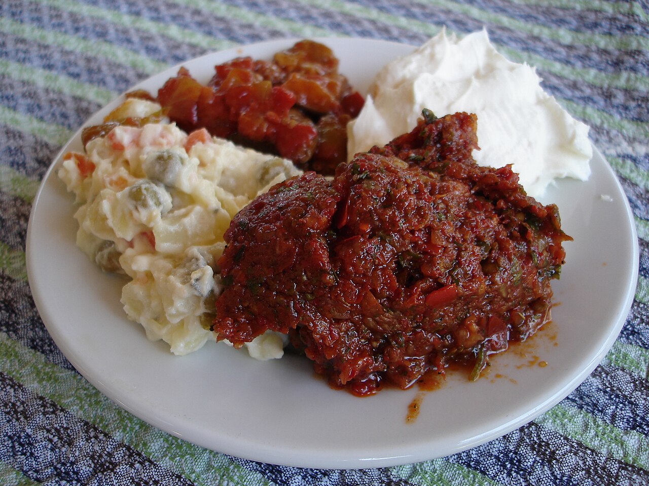 Commons: Meze