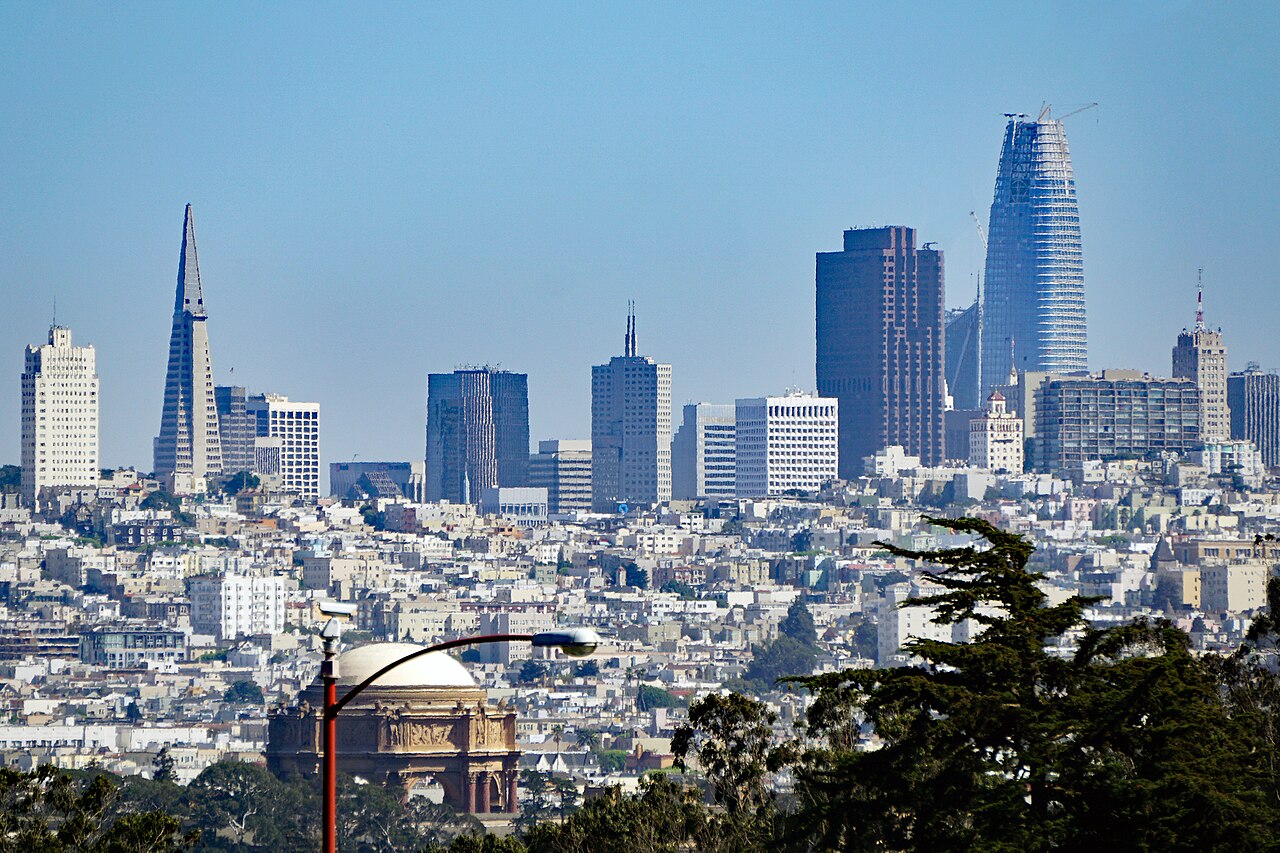 Commons: San Francisco skyline Golden Gate