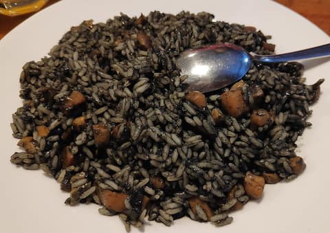 Black risotto